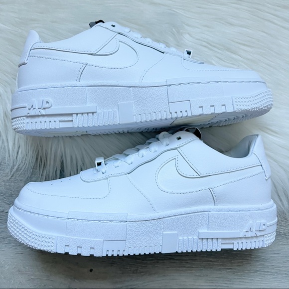 NWT Air Force 1 Pixel Women’s Shoes - Picture 7 of 11